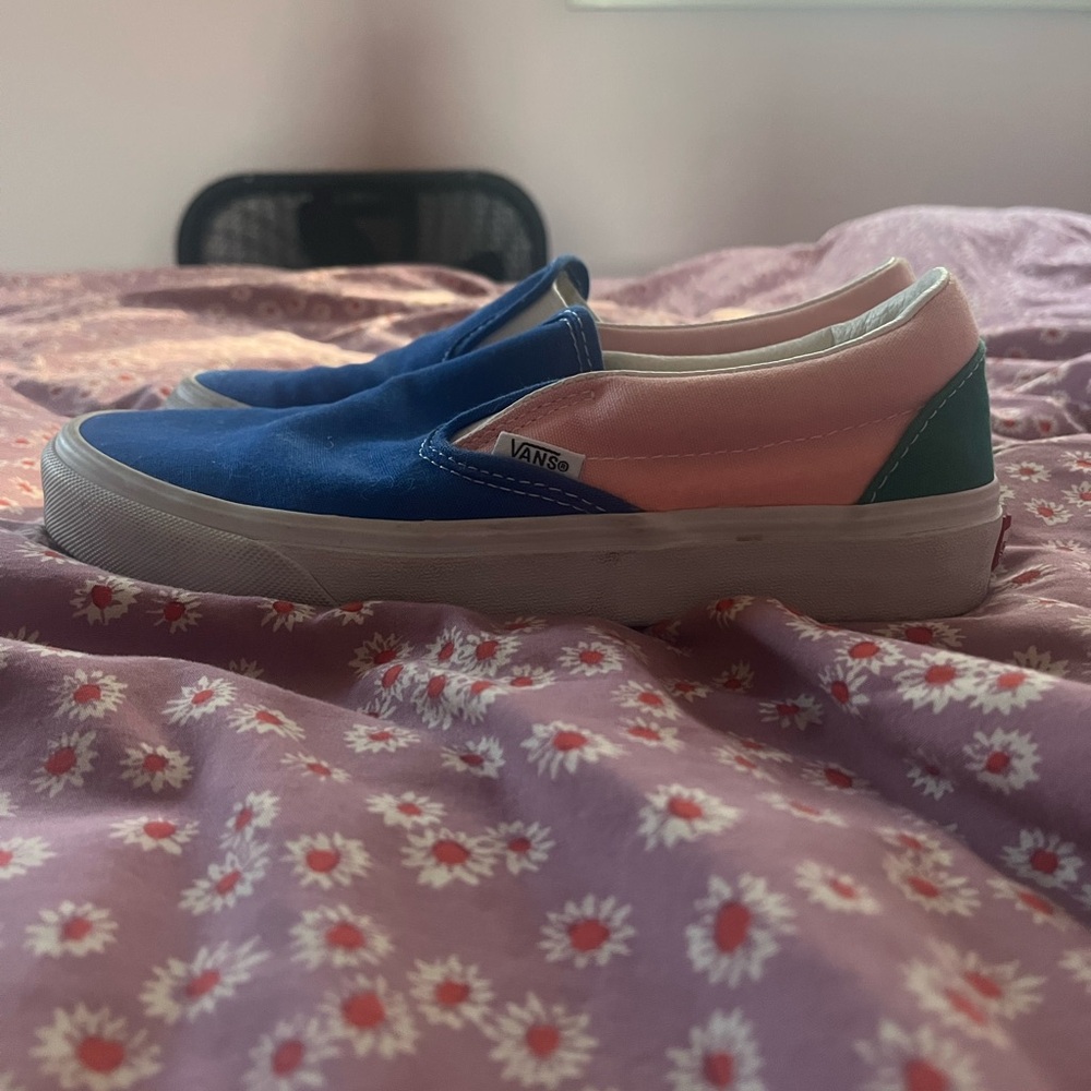 colorblock slip on vans